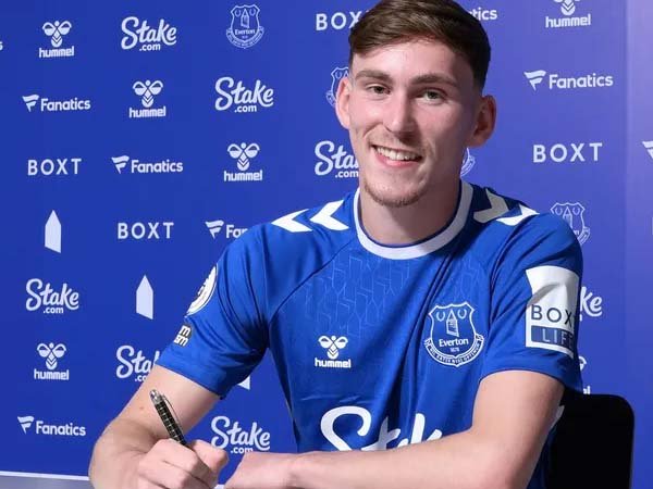 Garner Merasa Everton Sebagai Tempat Terbaik untuk Perkembangannya