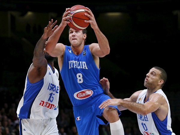 Boston Celtics nyatakan Danilo Gallinari alami cedera ACL.