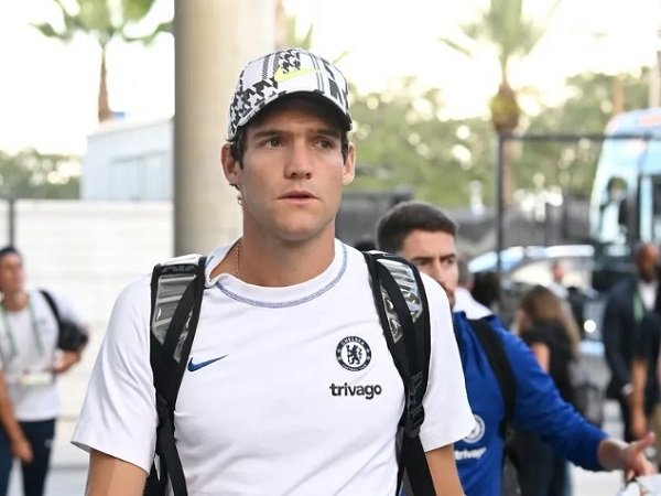 Marcos Alonso ungkap sudah lama ingin pindah ke Barcelona. (Images: Getty)