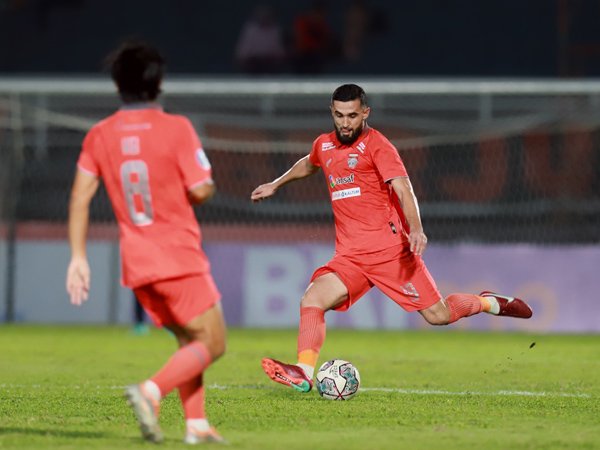 Kapten Borneo FC, Javlon Guseynov