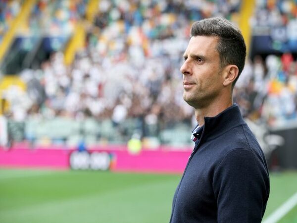 Thiago Motta akan menjadi manajer baru Bologna pasca pemecatan yang menimpa Sinisa Mihajlovic awal pekan ini / via Getty Images