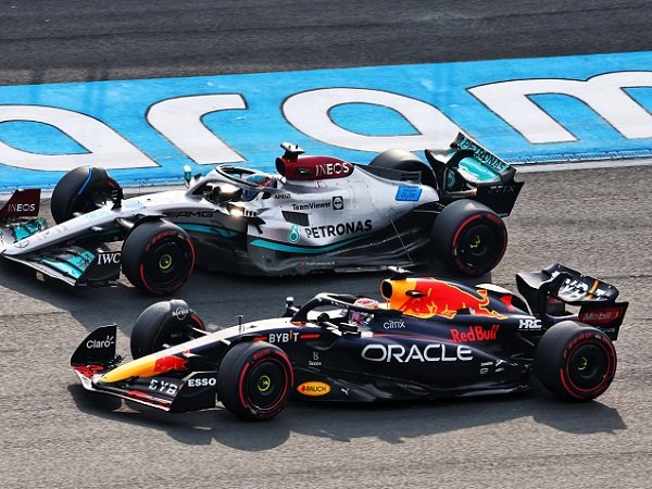 George Russell, Max Verstappen