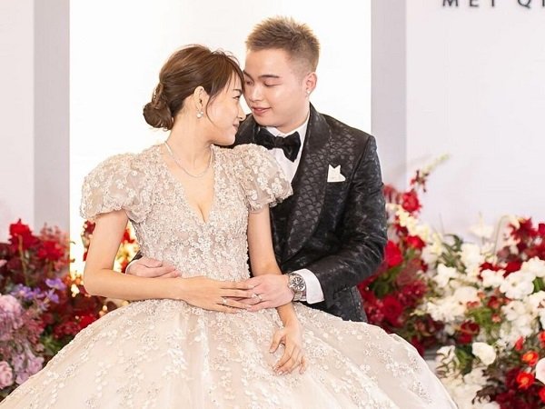 Juara Dunia Aaron Chia Gelar Resepsi Pernikahan Mewah Bertabur Bintang