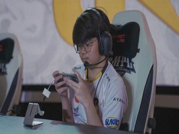 RRQ Hoshi Tak Lagi Prioritaskan Upper Bracket Playoff, Vyn Beda Pendapat