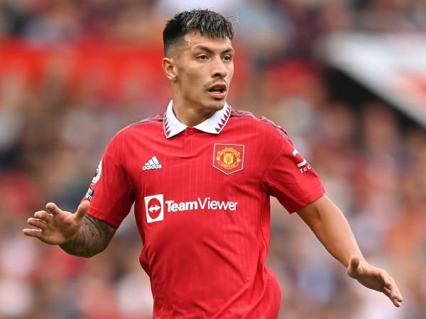 Bek Manchester United, Lisandro Martinez.