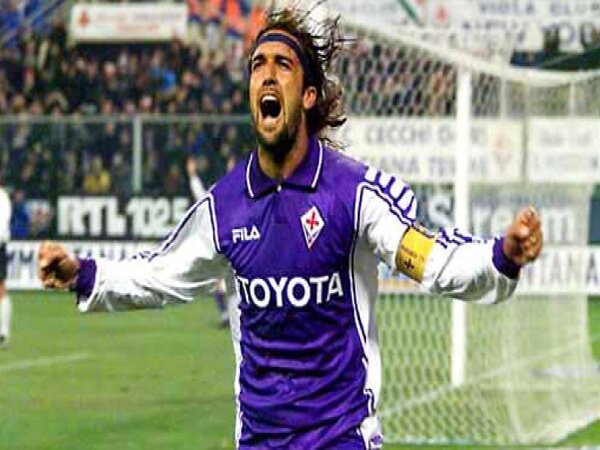 Striker legendaris asal Argentina yaitu Gabriel Batistuta, mengaku jika ia sangat ingin kembali ke klub yang dulu membesarkan namanya yakni Fiorentina / via Istimewa