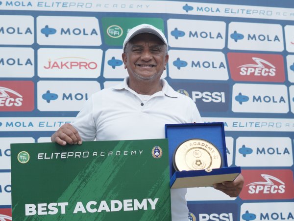 Direktur Akademi Persib, Yoyo S. Adiredja (foto: Persib Official)
