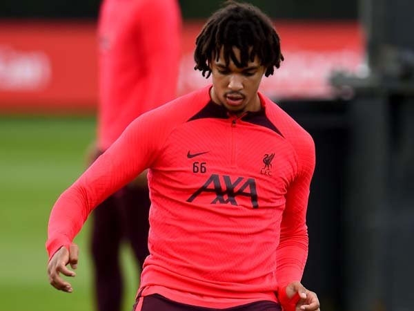 Klopp Kesal Atas Semua Kritik Terhadap Pertahanan Trent
