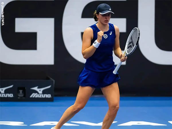 Iga Swiatek temukan formula kemenangan demi lolos ke semifinal di Ostrava