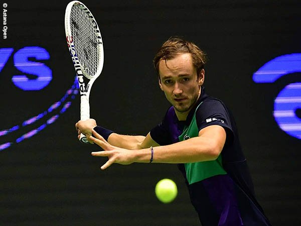 Daniil Medvedev tak beri Roberto Bautista Agut banyak peluang di Astana
