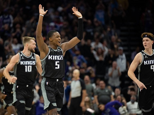 De'Aaron Fox optimistis bawa Sacramento Kings lolos playoff di NBA musim 2022-23.