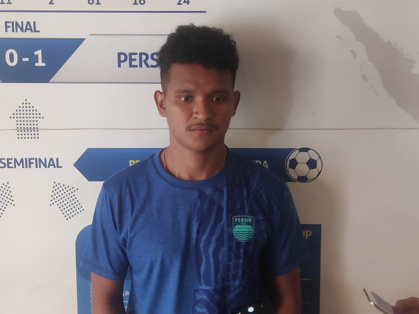 Bek Kiri Persib, David Rumakiek
