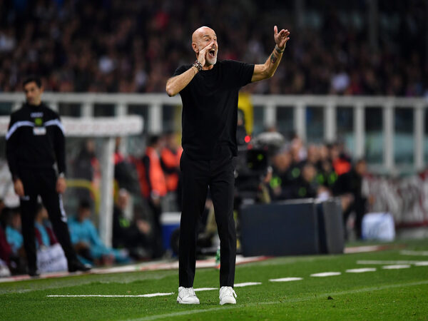 Stefano Pioli yakin AC Milan bisa lolos ke babak 16 besar Liga Champions musim ini dengan mengalahkan RB Salzburg / via Getty Images