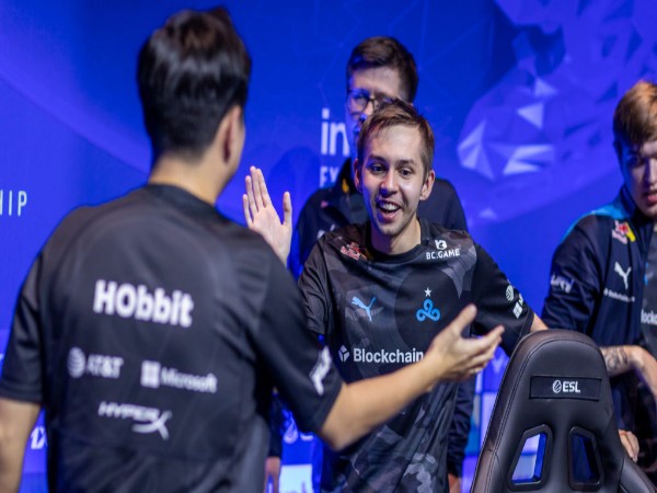 HObbit & Cloud9 Kirim Pulang Evil Geniuses di Challengers Stage IEM Rio Major