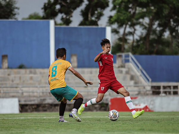 Laga uji coba PSS Sleman kontra tim Liga 2