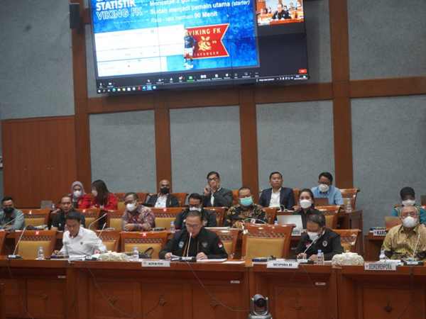 Rapat kerja Komisi X DPR RI dengan Menpora Zainudin Amali serta PSSI terkait naturalisasi Shayne Pattynama