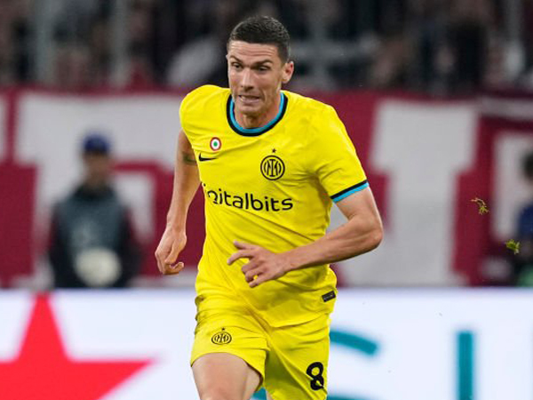 Bek sayap Inter Milan, Robin Gosens.