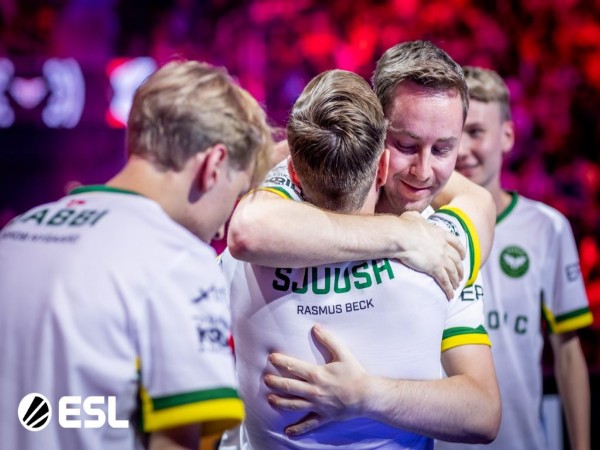 Outsiders dan Heroic Menembus Grand Finals IEM Rio Major