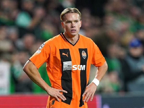 Mykhaylo Mudryk sangat dihubungkan dengan Arsenal