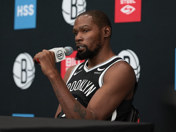 Kevin Durant sindir rekan-rekan setimnya yang kurang berkualitas.