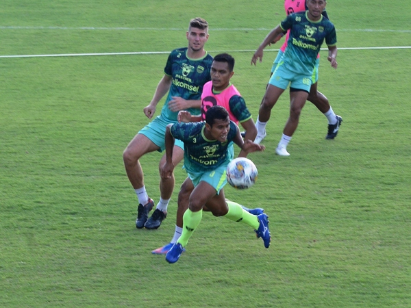 Bek Persib, Eriyanto