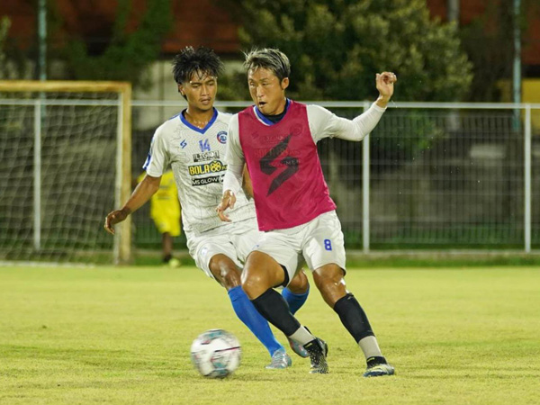 Gelandang Arema FC, Renshi Yamaguchi