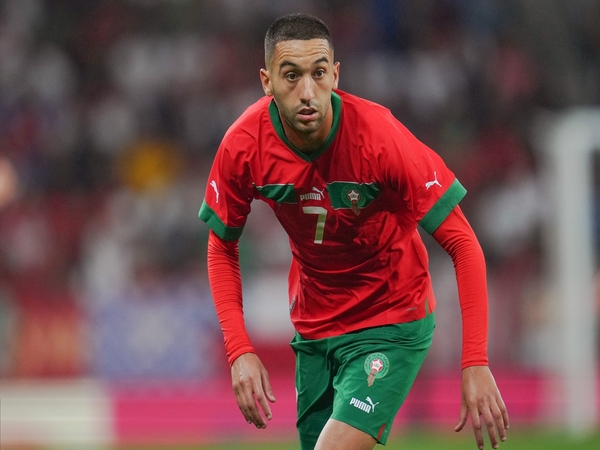 Hakim Ziyech benar-benar menjadi target utama AC Milan untuk bursa transfer musim dingin Januari 2023 / via Getty Images