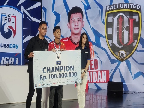 Juara IFeL League 1 2022/23 Rizky Faidan Beri Tips Menjadi Pro Player eFootball