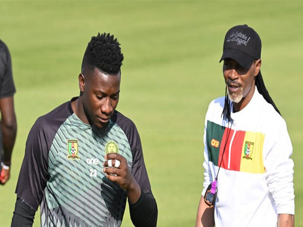 Pelatih Timnas Kamerun yaitu Rigobert Song, buka suara perihal keputusannya yang tidak memainkan Andre Onana di laga kedua babak penyisihan grup Piala Dunia 2022 / via Istimewa