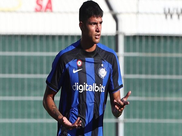 Inter Milan berencana untuk mempermanenkan status Raoul Bellanova pada musim panas tahun 2023 mendatang / via Getty Images