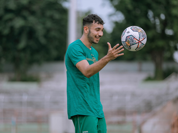 Pemain anyar Persebaya Surabaya, George Brown