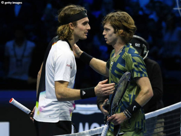 Stefanos Tsitsipas dan Andrey Rublev tak sabar turun di Diriyah Cup