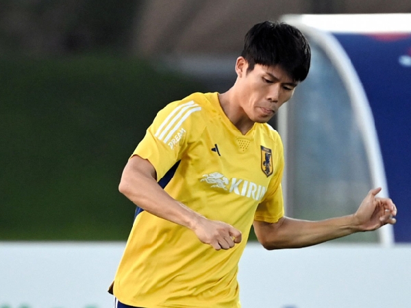 Takehiro Tomiyasu merupakan rekan Gabriel Jesus di Arsenal