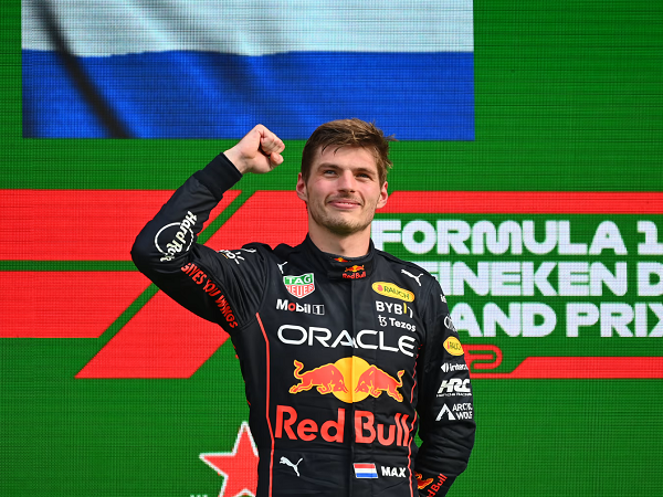 Nico Rosberg terkesan dengan dominasi Max Verstappen di usia muda.