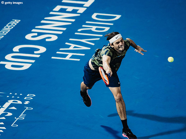Taylor Fritz hadang Daniil Medvedev di final Diriyah Cup