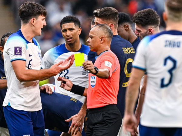 Gary Neville Kecewa dengan Wasit yang Pimpin Laga Inggris vs Prancis