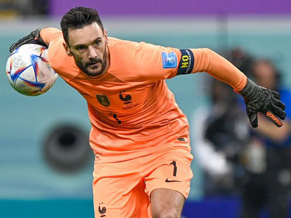 Kapten timnas Prancis, Hugo Lloris.