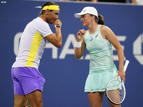 Iga Swiatek dan Rafael Nadal didapuk jadi juara dunia ITF 2022