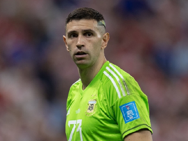 Emiliano Martinez membantu membawa Argentina ke final Piala Dunia 2022