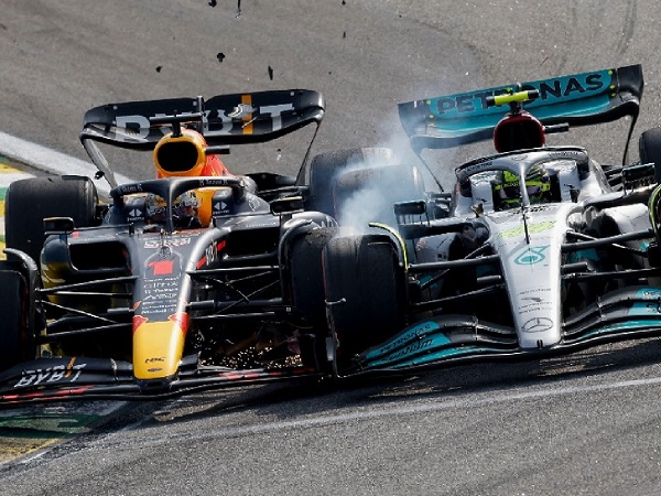 Karun Chandok ungkap penyebab Mercedes kalah saing dari Red Bull.