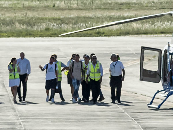 Argentina Terpaksa Akhiri Parade Juara Piala Dunia dengan Helikopter