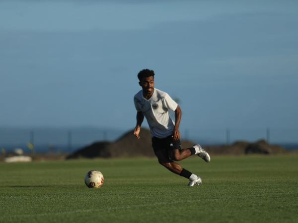 Winger timnas Indonesia, Yakob Sayuri