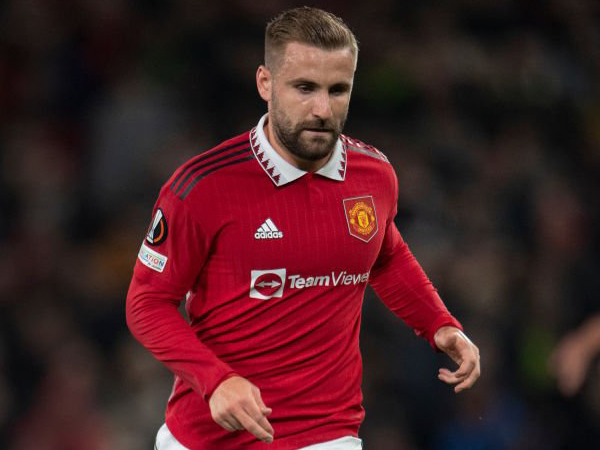 Bek Manchester United, Luke Shaw.