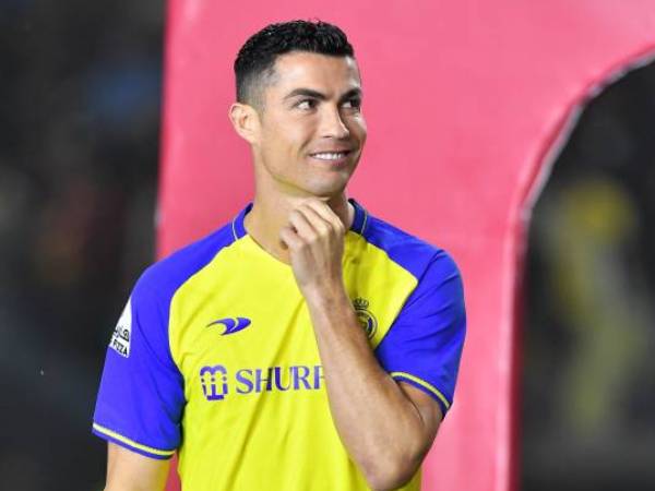 Ronaldo Belum Tendang Bola, Al-Nassr Sudah Dapat Untung