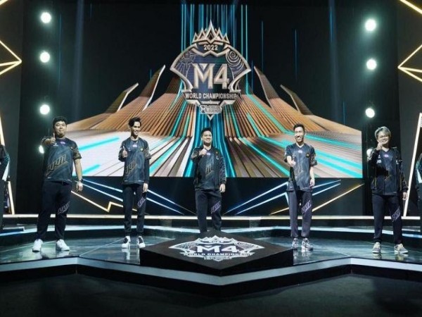 Hasil Lengkap Fase Grup M4 Hari Ke-4: RRQ Hoshi Susul ONIC ke Upper Bracket