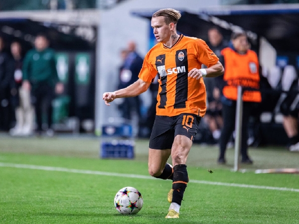 Mykhaylo Mudryk diperebutkan Arsenal dan Chelsea