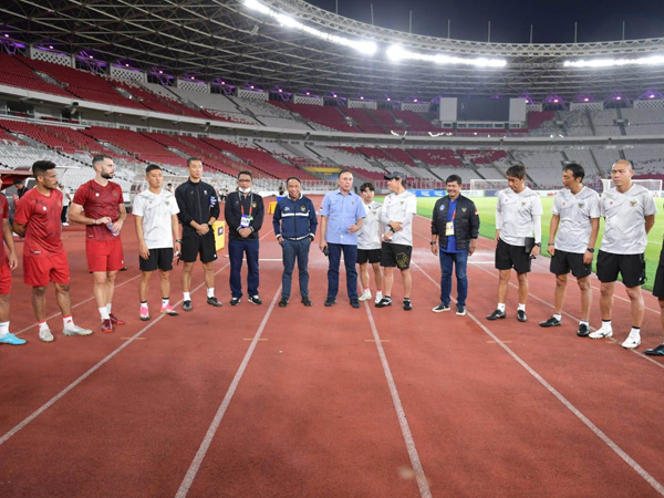 Menpora RI, Zainudin Amali meninjau latihan terakhir timnas Indonesia