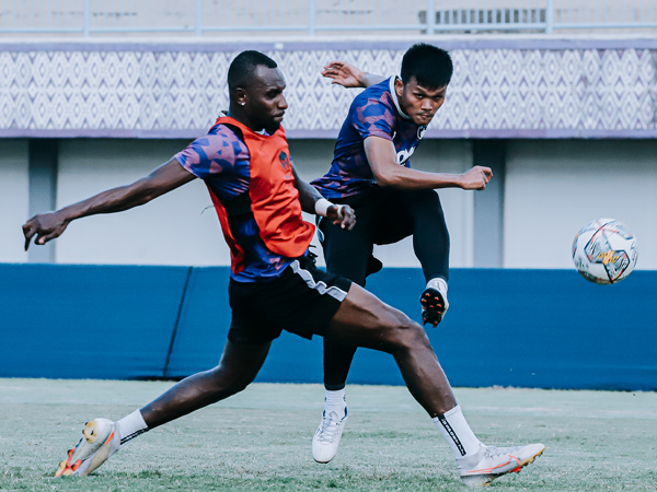 Alfredo Vera siapkan fisik dan taktik pemain Persita Tangerang