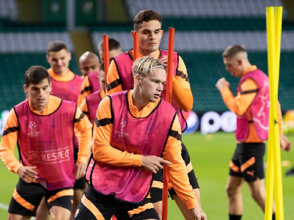 Mykhaylo Mudryk diperebutkan Arsenal dan Chelsea