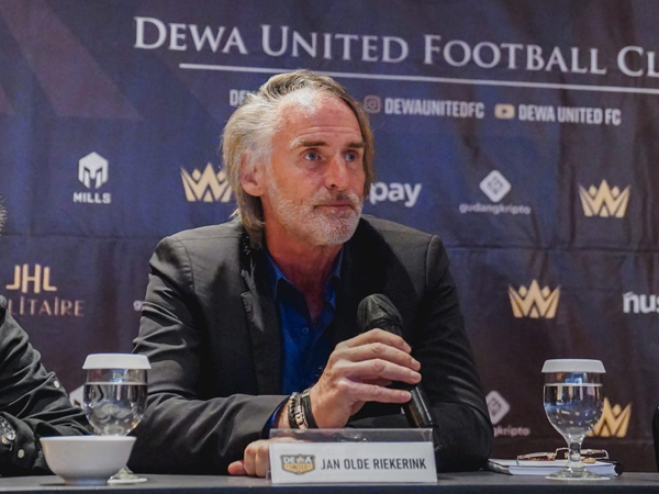 Pelatih Dewa United FC, Jan Olde Riekerink